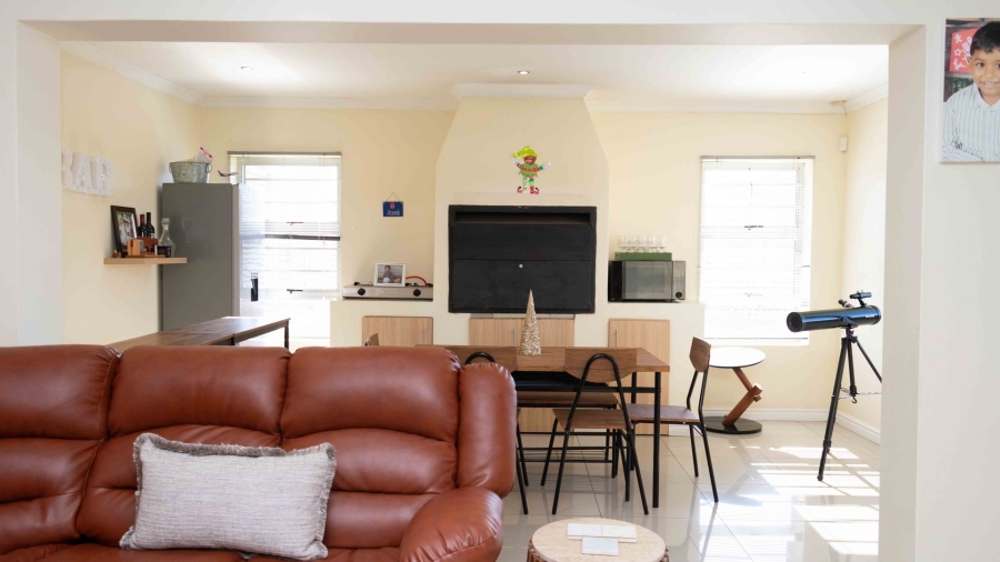 3 Bedroom Property for Sale in Lovemore Park Eastern Cape